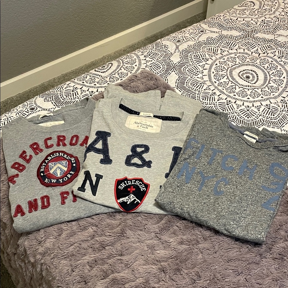 2 Abercrombie & Fitch Boy’s T shirts